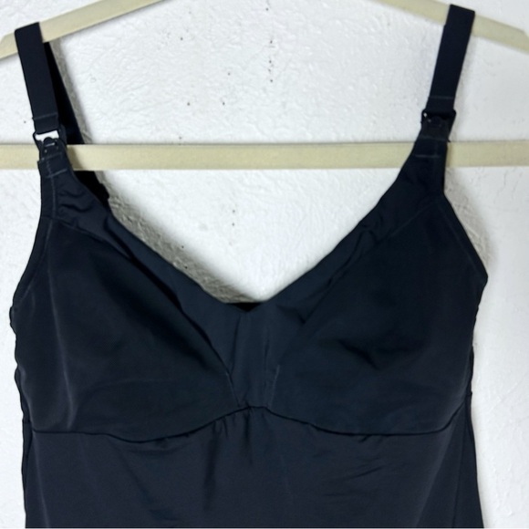 Simple Wishes Everyday Nursing/Pumping Black Tank Small - Picture 3 of 6